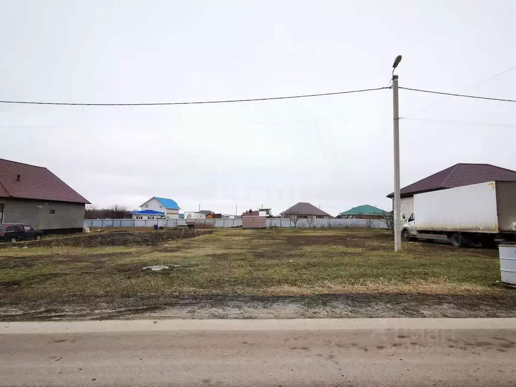 Участок в Белгородская область, Белгородский район, с. Стрелецкое ул. ... - Фото 0