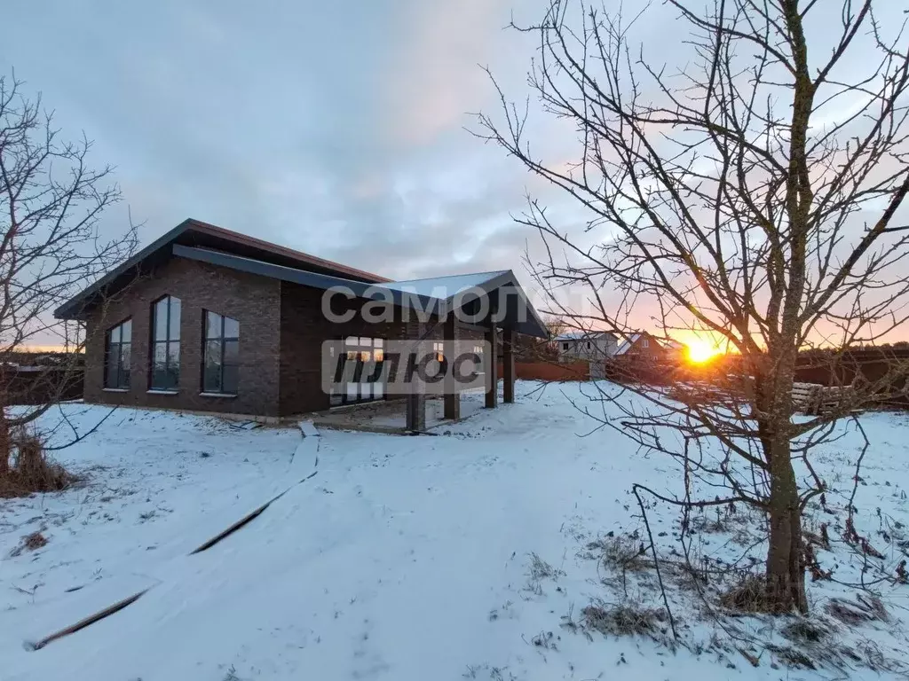 Дом в Калужская область, Город Калуга городской округ, д. Колюпаново ... - Фото 1