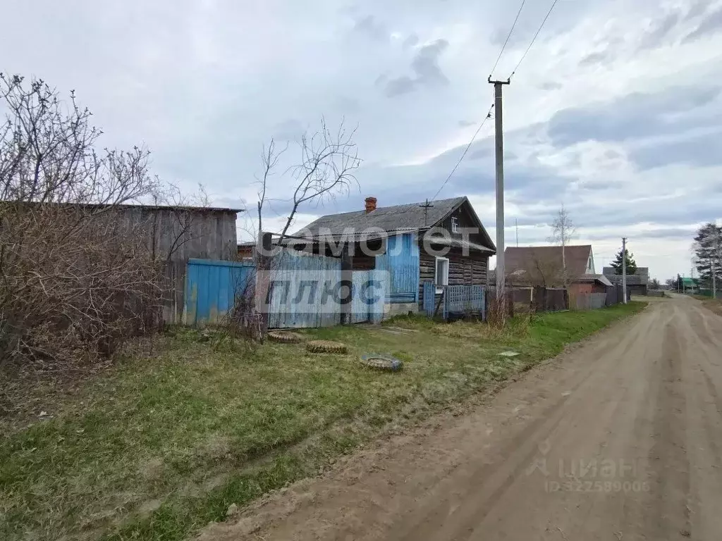 Дом в Тюменская область, Исетский муниципальный округ, с. ... - Фото 0