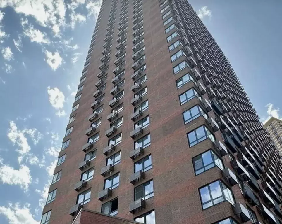 3-к кв. Москва Очаковское ш., 5к5 (53.0 м) - Фото 0