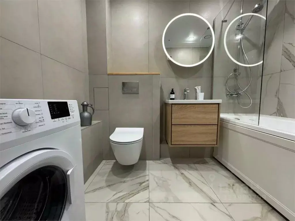 1-к кв. Тюменская область, Тюмень Харьковская ул., 72А (40.0 м) - Фото 1