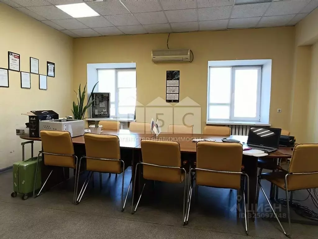 Помещение свободного назначения в Саратовская область, Саратов Крайняя ... - Фото 1