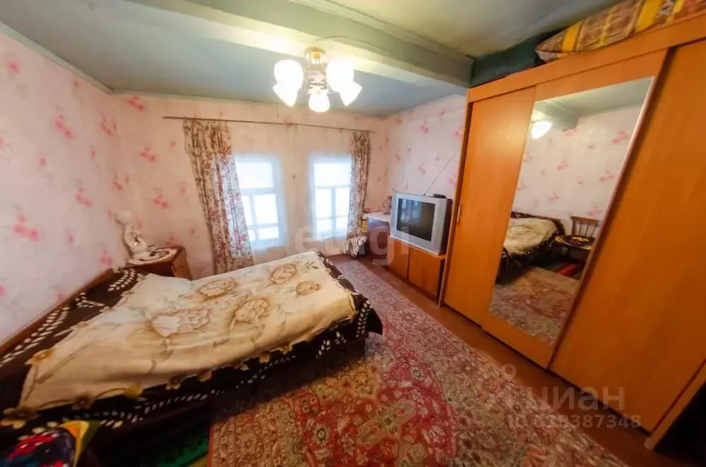 Дом в Курганская область, Шадринск ул. Гилева, 29 (49 м) - Фото 0