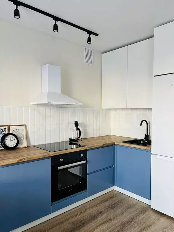 Квартира-студия, 31 м, 1/10 эт. - Фото 0