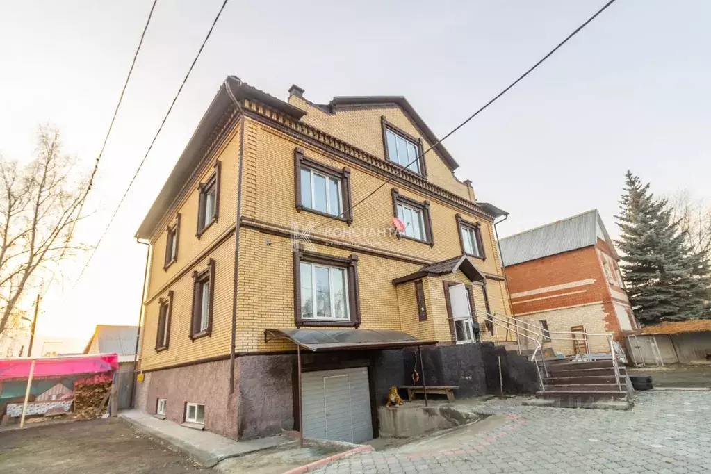 Дом в Челябинская область, Челябинск ул. Декабристов, 39 (450 м) - Фото 1