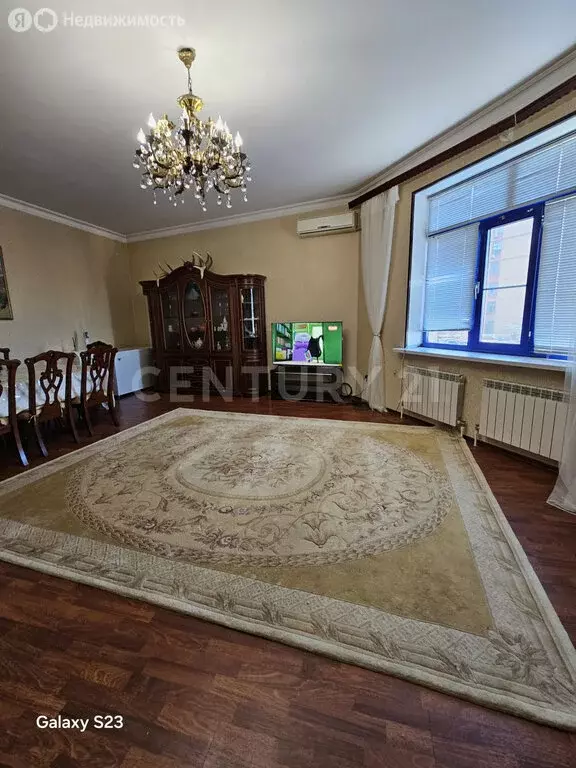 4-комнатная квартира: Махачкала, улица Чеэрова, 63Б (168 м) - Фото 0