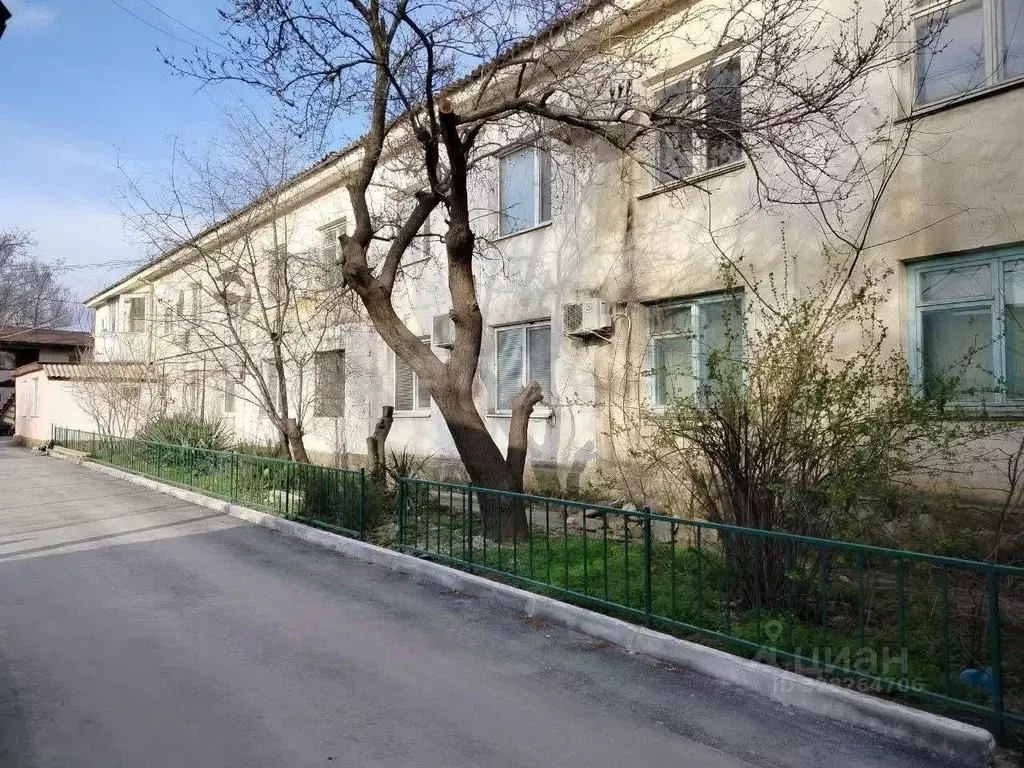 1-к кв. Крым, Судак ул. Феодосийское шоссе, 2 (36.2 м) - Фото 1