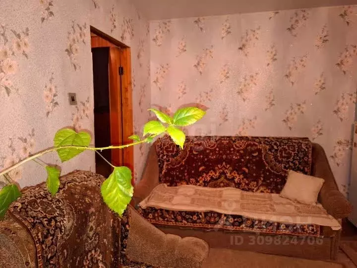 3-к кв. Ленинградская область, Кириши просп. Героев, 12 (58.8 м) - Фото 1