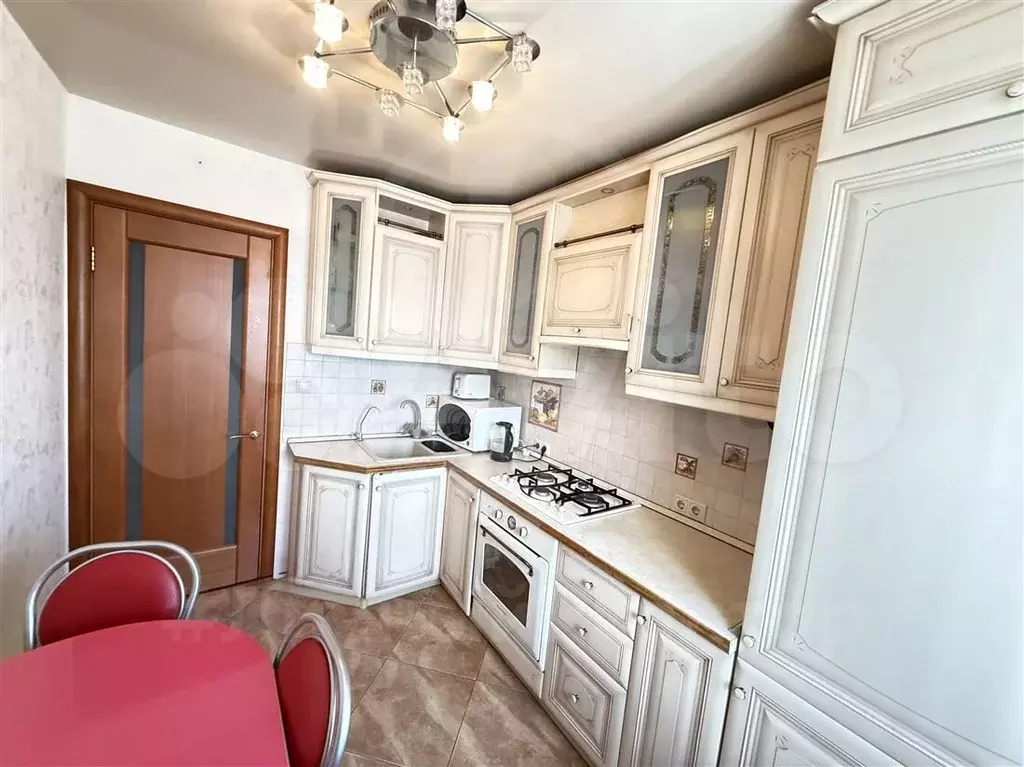 3-к. квартира, 62 м, 6/9 эт. - Фото 1