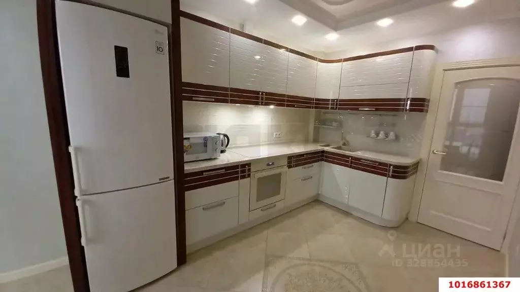 2-к кв. Краснодарский край, Краснодар Красная ул. (60.2 м) - Фото 1