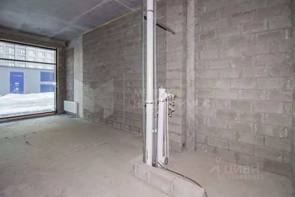 Помещение свободного назначения в Тюменская область, Тюмень ул. ... - Фото 1