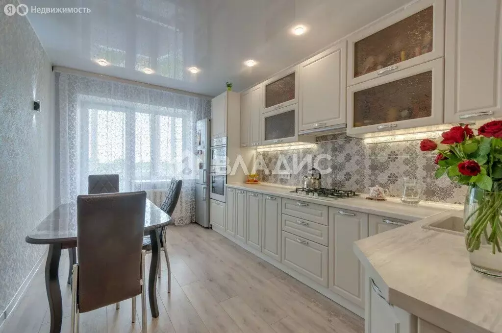 3-комнатная квартира: Вологда, улица Лаврова, 14 (92.3 м) - Фото 1
