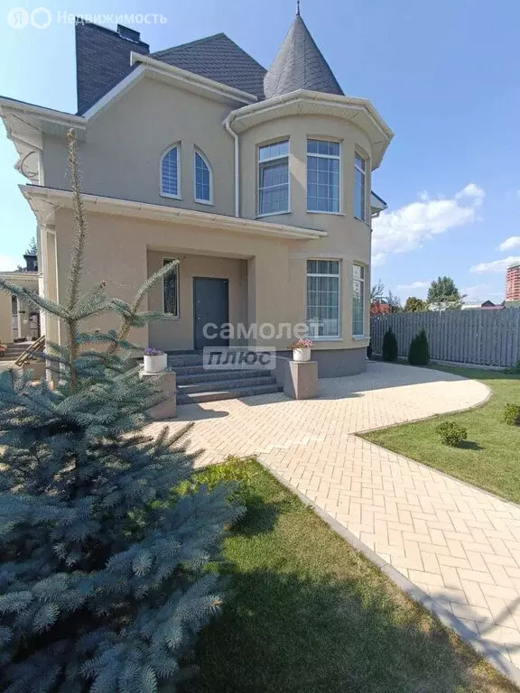 Дом в Энгельс, улица Свердлова (168.7 м) - Фото 1