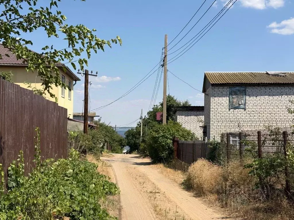 Участок в Волгоградская область, Волгоград Латошинская ул. (7.5 сот.) - Фото 1
