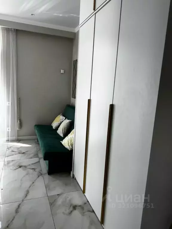 Студия Краснодарский край, Сочи Бакинская ул., 16/1 (40.0 м) - Фото 2