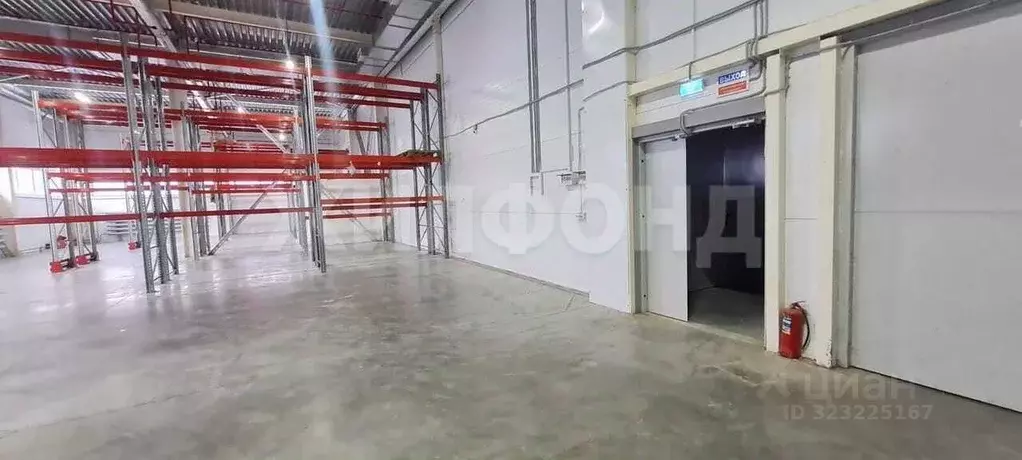 Склад в Новосибирская область, Новосибирск ул. Панфиловцев, 58/1 (344 ... - Фото 2