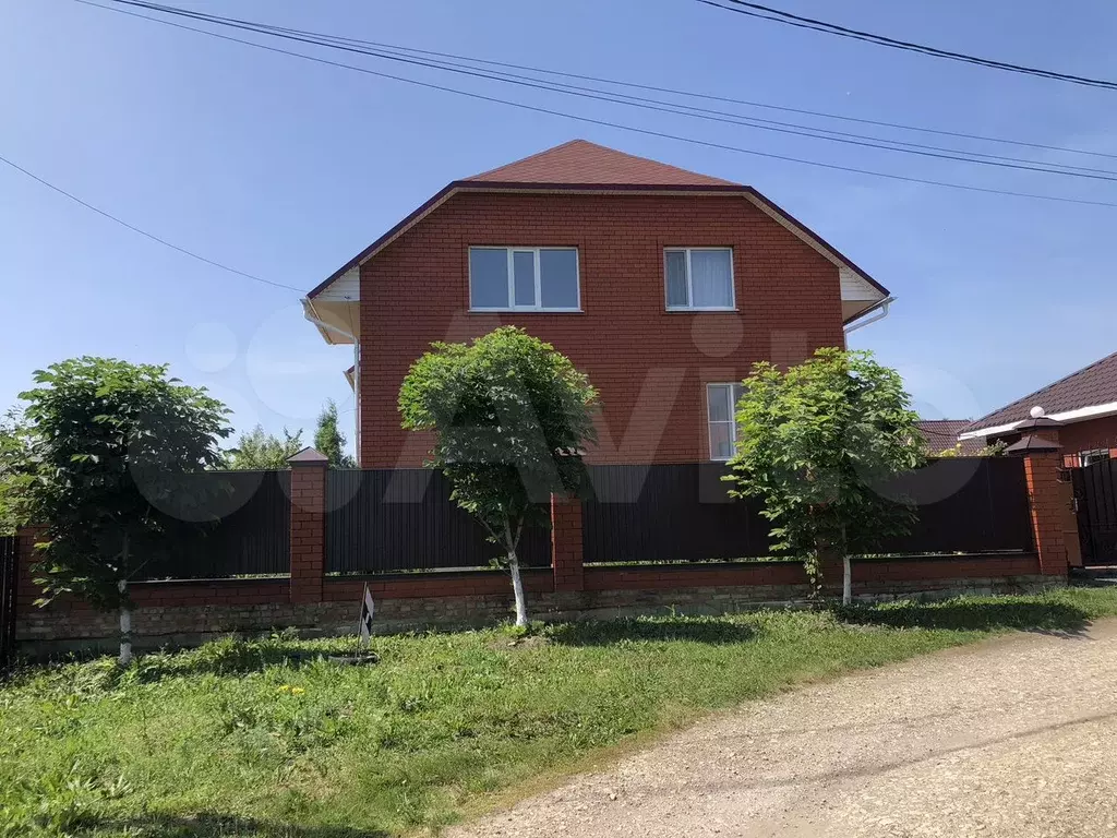 Коттедж 200 м на участке 10 сот. - Фото 0