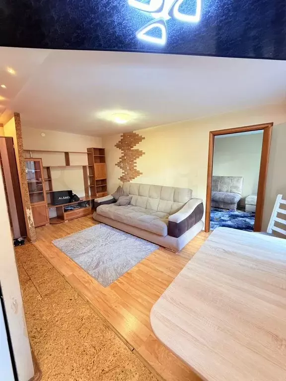 2-к. квартира, 46 м, 2/5 эт. - Фото 1