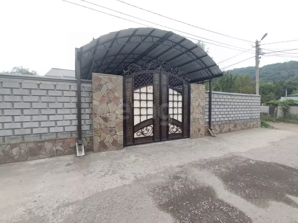 Дом в Северная Осетия, Владикавказ Учитель СТ, 881/3 (100 м) - Фото 1