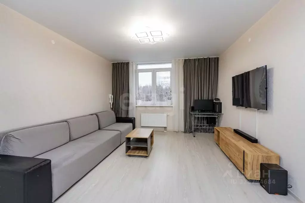 2-к кв. Пермский край, Пермь Лобвинская ул., 33 (55.5 м) - Фото 1