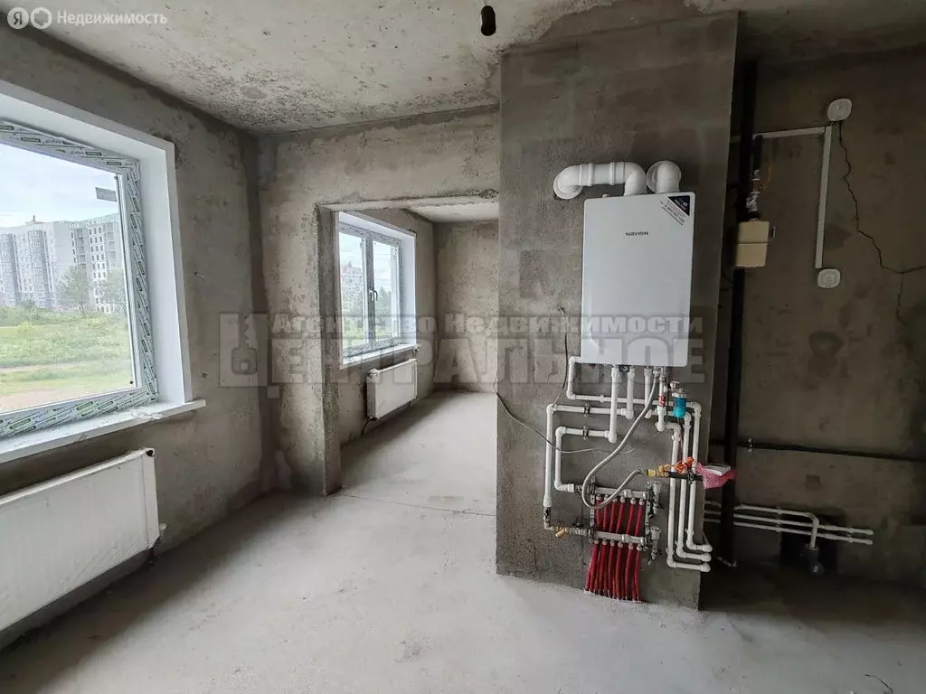 3-комнатная квартира: Смоленск, улица Попова, 125Б (89 м) - Фото 1