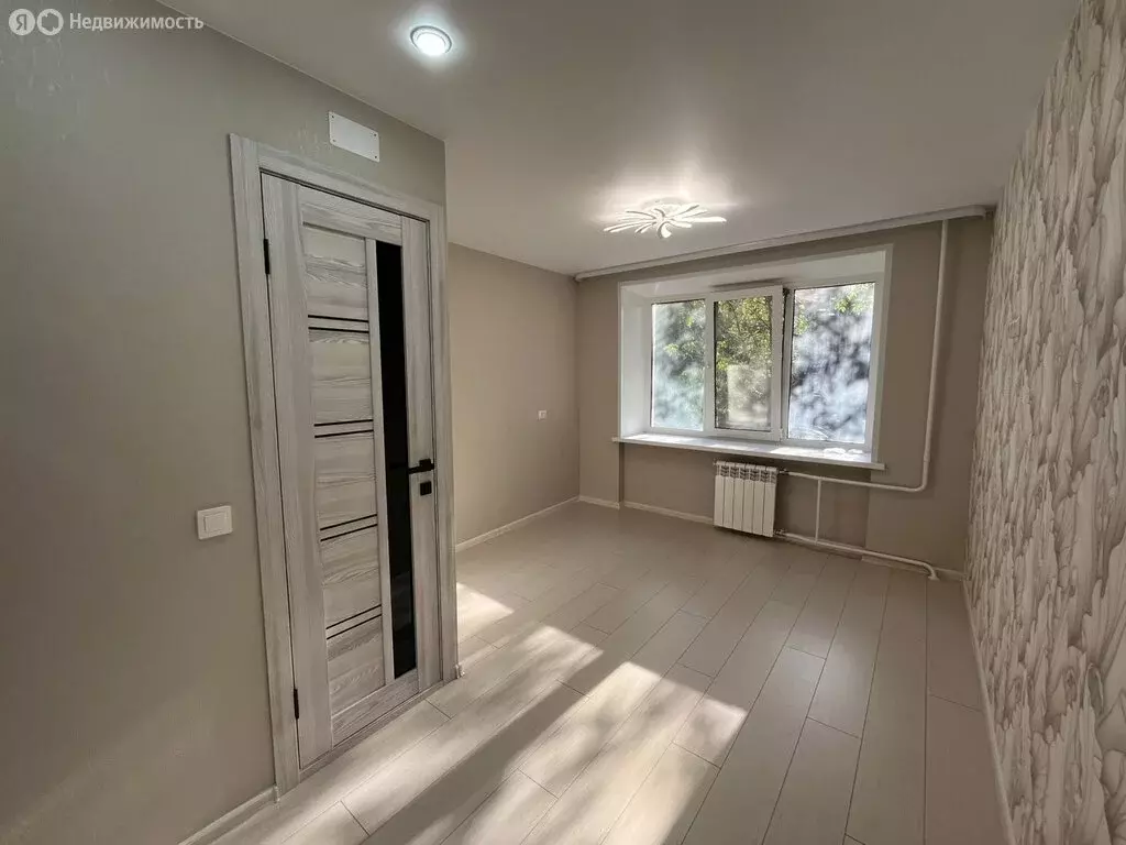 1-комнатная квартира: Томск, улица Никитина, 29А (13 м) - Фото 1