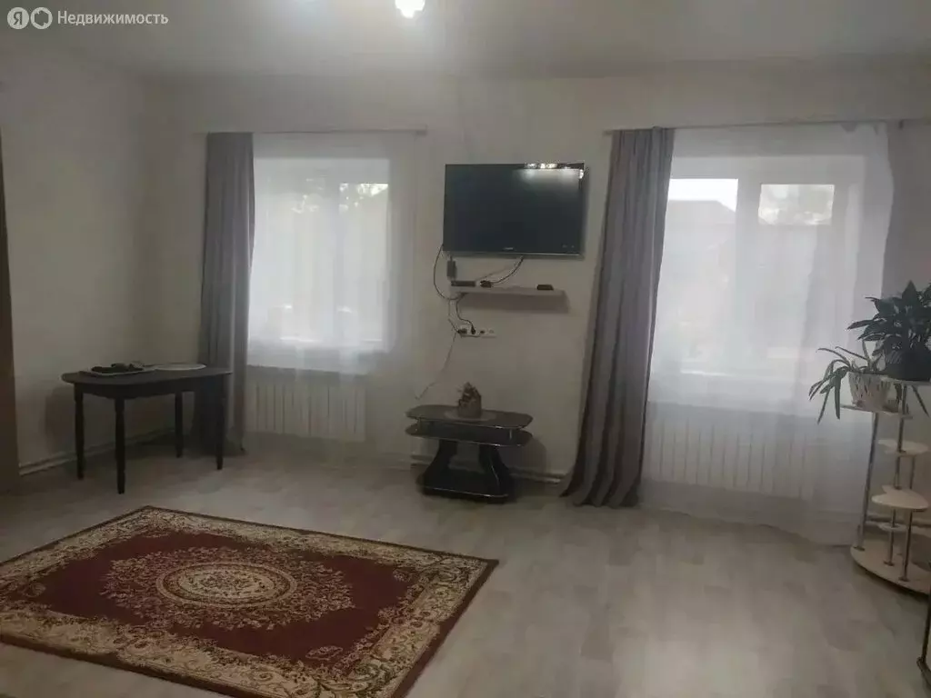 Дом в Новокубанск, улица Фрунзе (93.5 м) - Фото 2