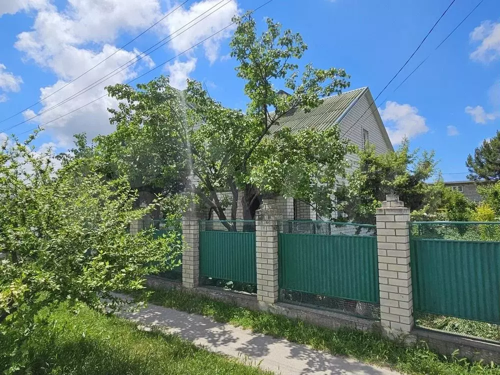 Дом 220 м на участке 6 сот. - Фото 0
