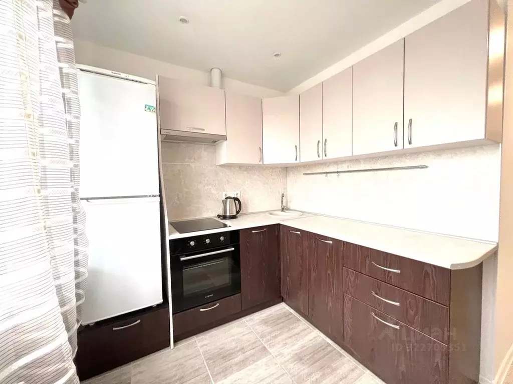 1-к кв. Курганская область, Курган Заозерный жилрайон, 7-й мкр, 22 ... - Фото 1