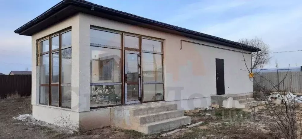 Дом в Крым, Сакский район, с. Орехово ул. Средняя (85 м) - Фото 2