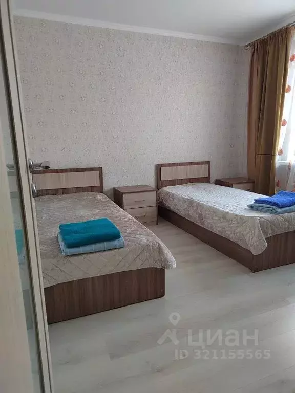 2-к кв. Ханты-Мансийский АО, Когалым Бакинская ул., 39 (40.0 м) - Фото 0