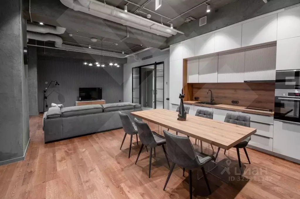 2-к кв. Москва 1-й Красногвардейский проезд, 15 (95.0 м) - Фото 1