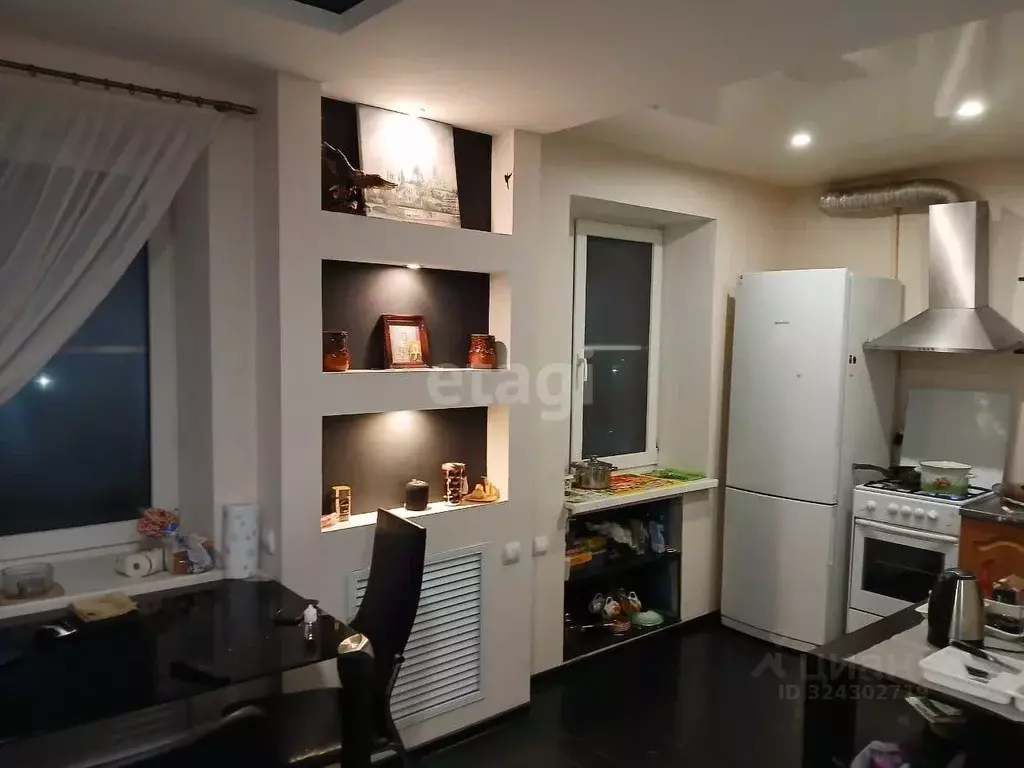 3-к кв. Волгоградская область, Волгоград ул. Гороховцев, 2 (59.0 м) - Фото 1