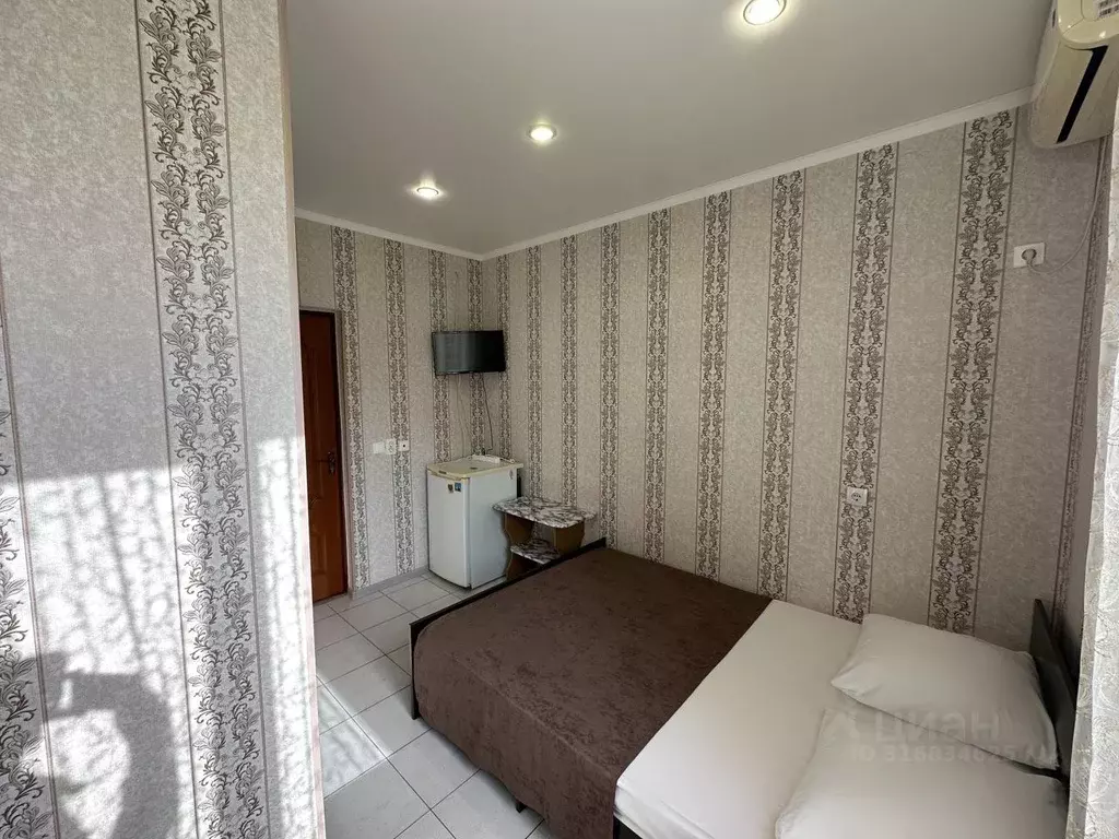 Комната Краснодарский край, Сочи ул. Ленина, 102 (12.0 м) - Фото 1
