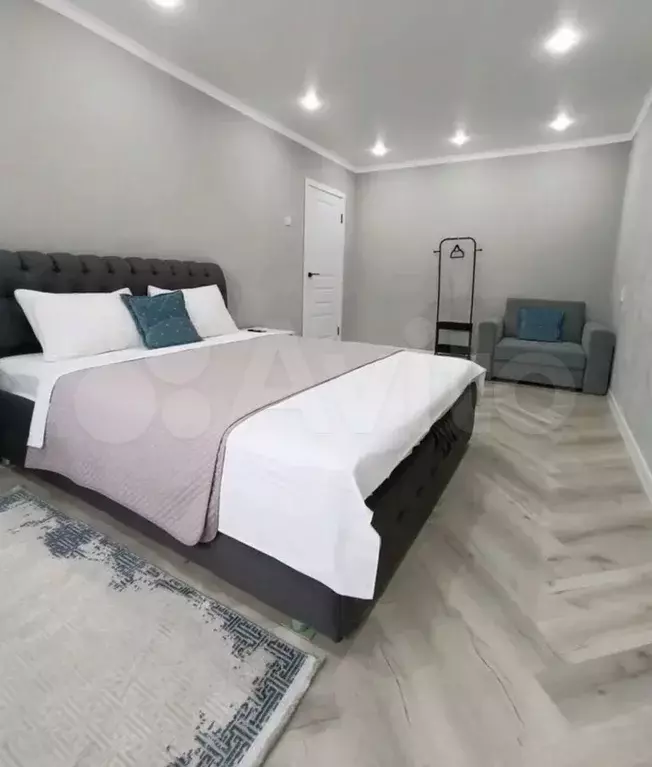 1-к. квартира, 44 м, 8/9 эт. - Фото 1