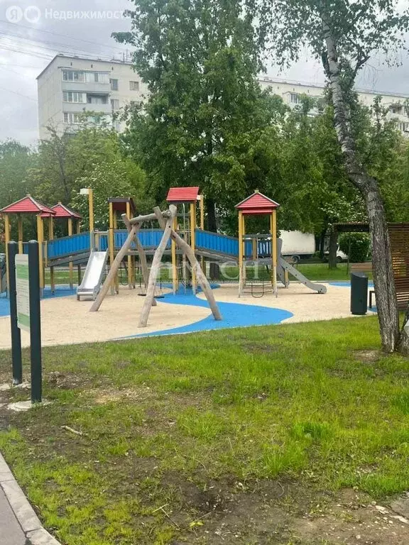 3-комнатная квартира: Москва, Северный бульвар, 17 (60 м) - Фото 1