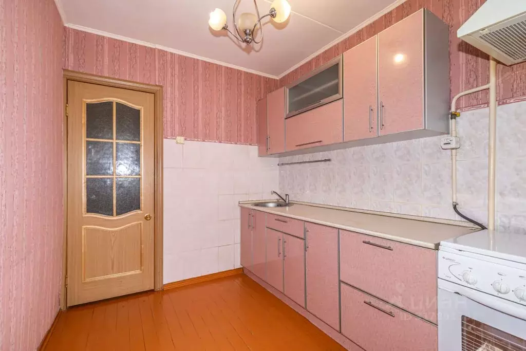 2-к кв. Курганская область, Курган ул. МАКСИМА ГОРЬКОГО, 157 (48.0 м) - Фото 0