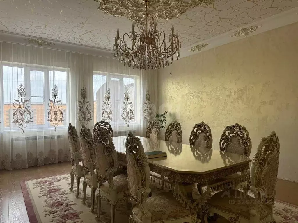 Дом в Ингушетия, Назрань Альтиевский административный округ, ул. ... - Фото 1