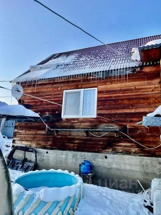 Дом в Иркутская область, Иркутский муниципальный округ, Маркова рп  ... - Фото 0