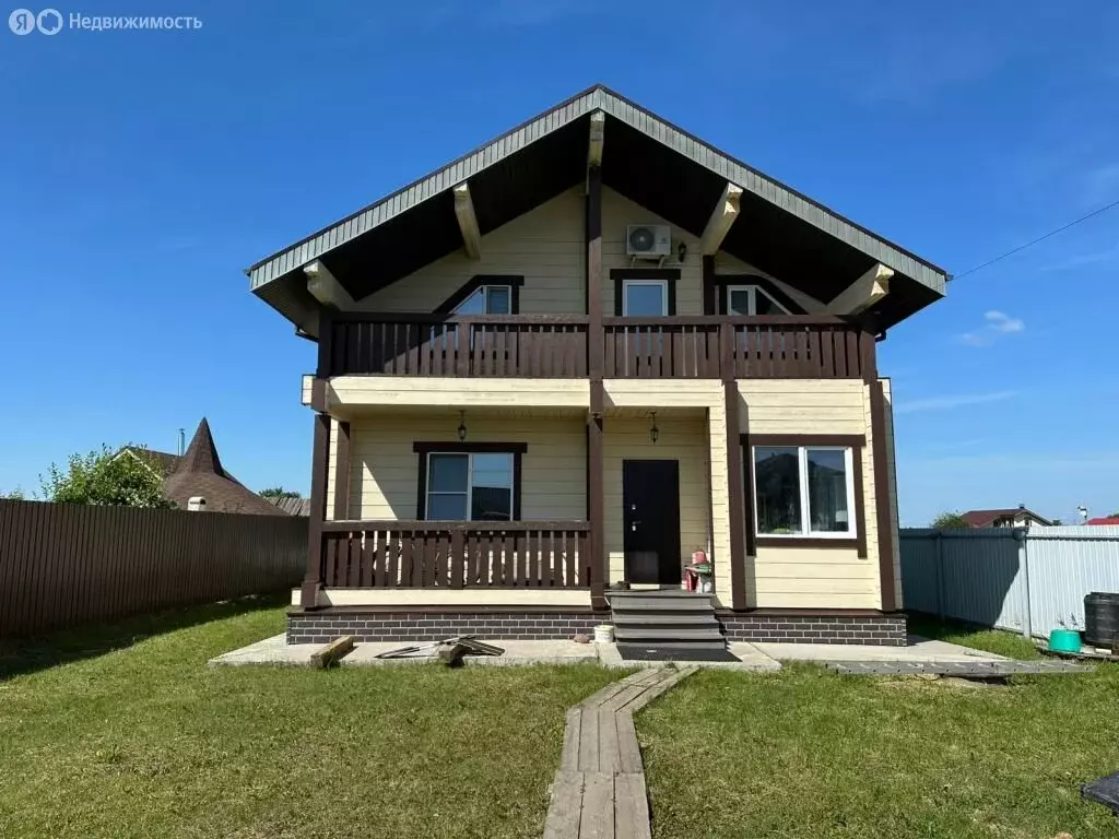 Дом в деревня Караулово, Советская улица, 26вл1 (189 м) - Фото 0