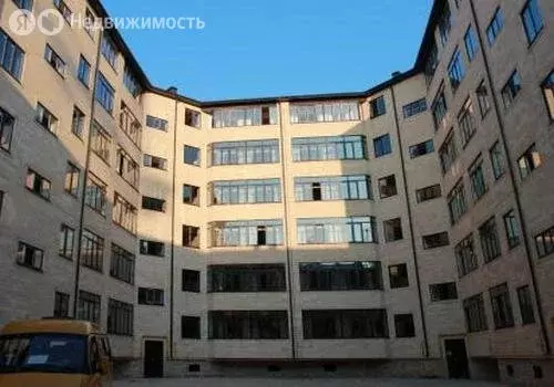 4-комнатная квартира: Нальчик, улица Толстого, 180Б (121 м) - Фото 1
