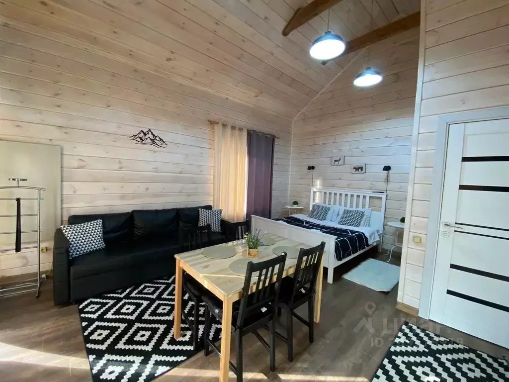 Дом в Карачаево-Черкесия, Зеленчукский район, с. Архыз  (30 м) - Фото 2