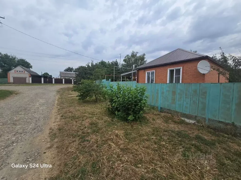 Дом в Краснодарский край, Лабинский район, Сладкий хут. Первомайская ... - Фото 2