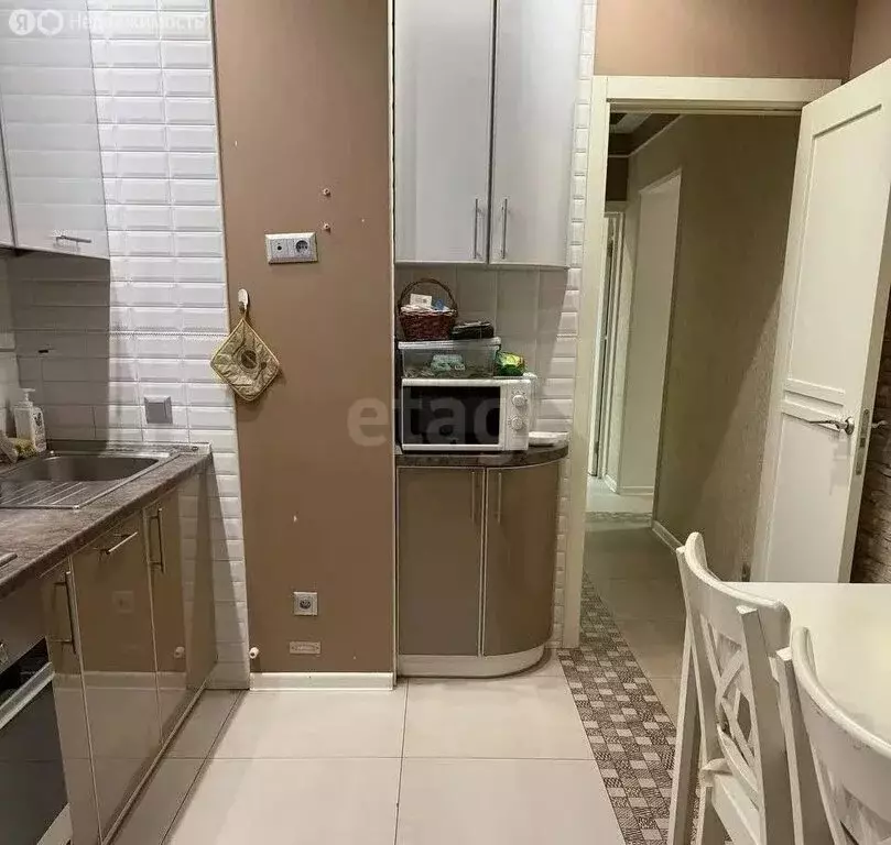 2-комнатная квартира: Феодосия, Симферопольское шоссе, 11к1 (57.2 м) - Фото 2