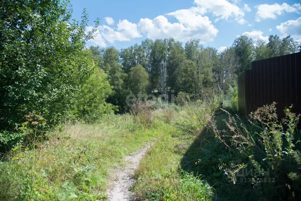 Участок в Новосибирская область, Бердск Марьин Лог СНТ, ул. 51-я, 25 ... - Фото 0