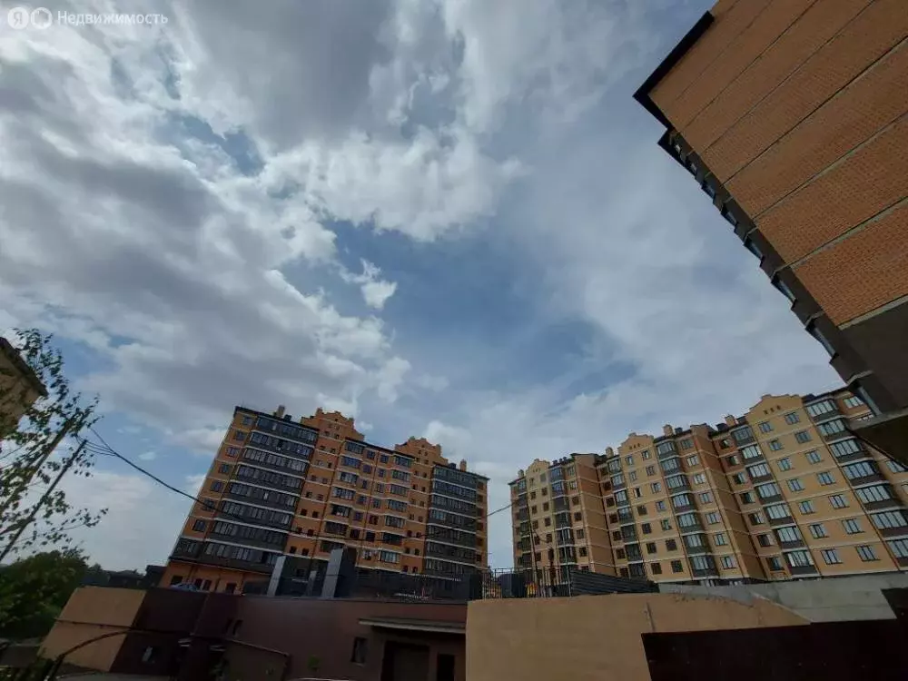 3-комнатная квартира: Пятигорск, улица Пальмиро Тольятти (90.6 м) - Фото 1