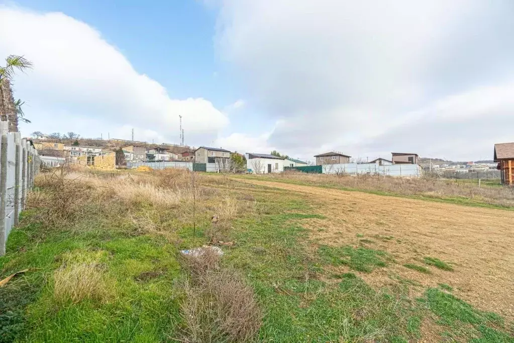 Участок в Севастополь ул. Летчика Алексеева (17.4 сот.) - Фото 1