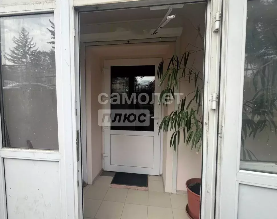 Офис в Краснодарский край, Крымск ул. Карла Либкнехта (50 м) - Фото 1