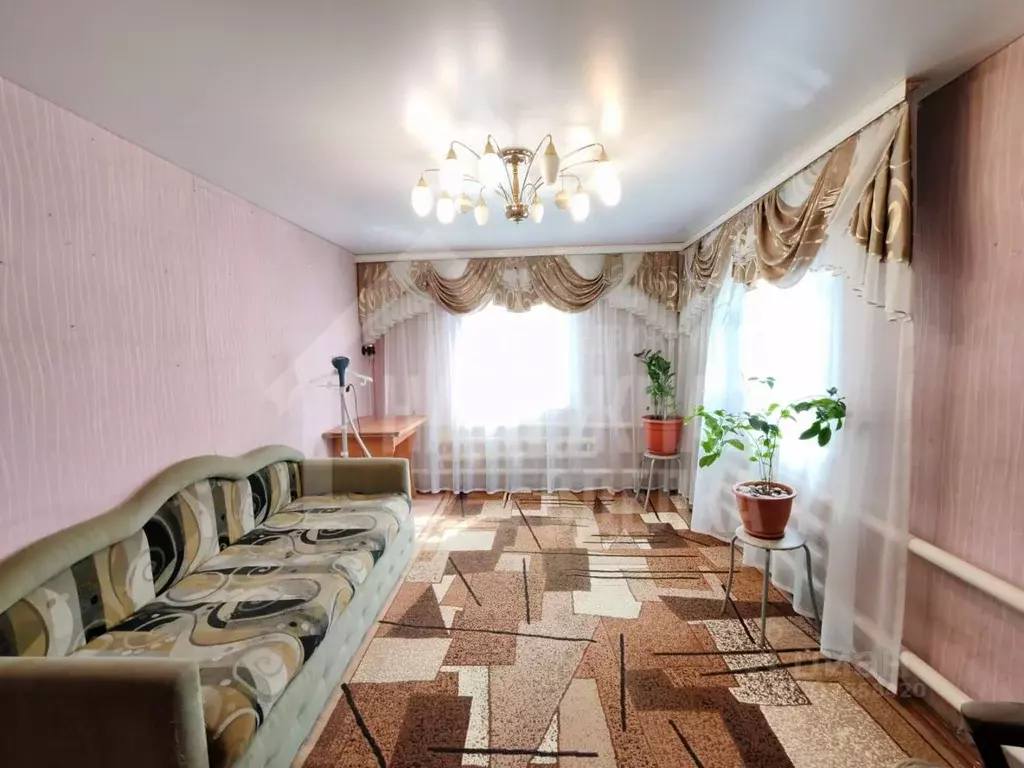 Дом в Алтайский край, Рубцовск ул. Огарева (80 м) - Фото 0