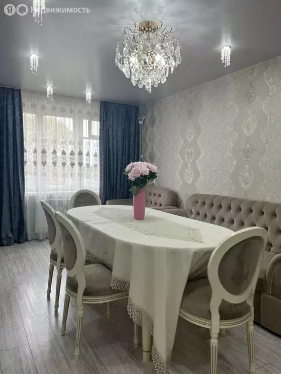 3-комнатная квартира: Киров, микрорайон Красный Химик, улица Красный ... - Фото 1